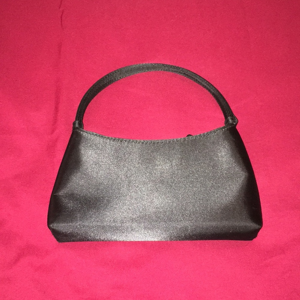 Black purse